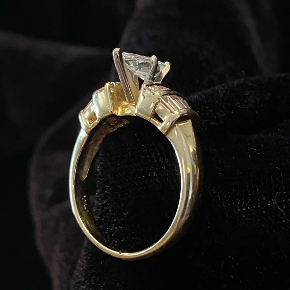 Genuine diamond wedding ring, 1ct marquee, princess & baguettes 14KT gold 1.87ct - Picture 6 of 9